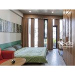 Căn hộ cho thuê cạnh bên quận 2, full nội thất - toà nhà có không gian cực xanh