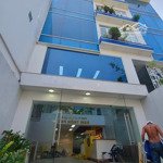 Cho thuê tòa nhà mặt tiền khu bàu cát, p.14. dt: 7x25m. hầm nổi 5 lầu, thang máy. giá 60tr