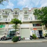 Cho thuê nhà city land center hills ( 5x20m ) 3 lầu - sẵn máy lạnh