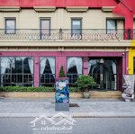 Cho thuê căn căn góc liền kề tại rue de charme, 214 nguyễn xiển - lương thế vinh giá siêu tốt