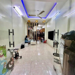 Bán gấp căn nhà ở lê đức thọ, phú mỹ, mỹ đình diện tích 34m2 5 tầng, giá: 5,6 tỷ, lh 0968.371.359