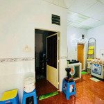 Nhà sổ riêng 1 trệt 1 lầu góc 2 mặt tiền hẻm p.quyết thắng. dt: 5,7x12 (68,8m2). sổ riêng hoàn công