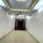Nhà đẹp - kinh doanh - ô tô - thang máy - đê la thành - đđa - dt : 40m2*6 tầng * nhỉnh 11 tỷ