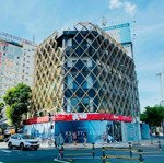 Cho thuê góc 3mt 179 hàm nghi quận 1 - quảng trường chợ bến thành. 15x20m 5 tầng. giá 2 tỷ/tháng