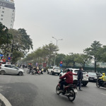 Cần bán gấp nhà chính chủ phố đào tấn ba đình 110m mt 6.2m giá 20.9 tỷ sát phố lh 0972472697