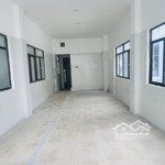 Quận 10 - vị trí kinh doanh đắc địa - dt 50m2 - 7 tầng có hầm - thang máy - vỉa hè 8m - nhỉnh 20 tỷ