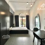 Căn hộ ban công full nội thất - etown cộng hoà - ấp bắc