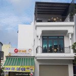 Bán nhà 3 tầng mặt tiền thích quảng đức có sổ hồng chỉ 9 tỷ 5!