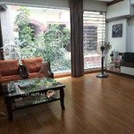 Tôi cần bán căn nhà phân lô phố trần quốc hoàn/ cầu giấy