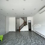 Cho thuê nhà mp trần khát chân, mới đẹp. diện tích 60m2 x 5 tầng. mặt tiền 6m. giá 60 triệu