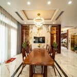 Vua mặt phố - bán nhà mặt phố nguyễn huy tự 68 tỷ, 235m2