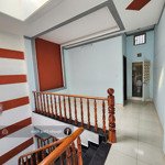 Bán nhà 77m2, sân ô tô, 4 phòng ngủ, gần chợ dĩ an 1 chỉ 500m, p.đông hòa, tp.dĩ an