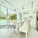 Chủ nhà cần bán biệt thự sát sông hànmặt tiềnanh thơ.diện tích320m2 ngang 20m. villa đẹp hiện đại, full nt