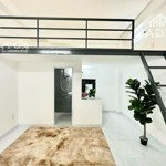 Duplex có cửa sổ trời gần đại học văn hiến