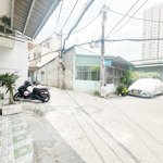 Bán nhà 3 tầng, 2pn, 2wc, dt: 22m2, nở hậu, 2,5 tỷ. pháp lý đầy đủ chuẩn, công chứng nhanh.