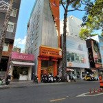 Bán tòa nhà tôn thất tùng, q1 5x20m, 7 tầng, thang máy, nội thất cao cấp, sổ hồng, giá chỉ 68 tỷ