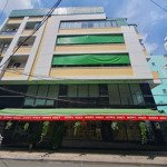 Cho thuê tòa nhà góc 2 mt đường c1, phường 13, ngay cạnh nhà ga t3. dt: 6x25m. hầm 5 tầng. giá 60tr