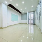 Bán nhà mặt tiền đường nguyễn cửu đàm, 13,2 tỷ, 76,5m2, đúc 3.5 tấm 4pn, 4wc, pháp lý đầy đủ