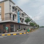 Chủ nhà vì hết yêu nên bán căn shophous centa city giá 6,x tỷ