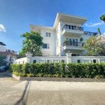 Bán villa 3 mặt tiền khu compound thảo điển 80 tỷ