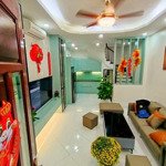 Nhà đẹp ở ngay - bán nhà trần đại nghĩa - full nội thất - ngõ thông, gần phố - 5 tầng/42m2 - 10.6tỷ