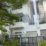 Chính chủ bán nhà phố siêu đẹp kdc gia hoà liền kề the global city - dt 7x19m - có thang máy - shr