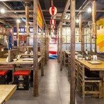 Cho thuê nhà mặt phố gia ngư, dt 80m x 3 tầng, mt 4m, vị trí đắc địa ngay ngã tư hàng bè, giá 100tr