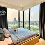 Cho thuê 2 phòng ngủ- góc - view hồ bơi, sông - full nội thất - căn hộ opera residence