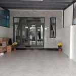 Cho thuê nhà đẹp 1 trệt, 1 lầu thủ dầu một 150m2 full nội thất chỉ xách vali vào ở