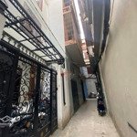 Cho thuê nhà 3 tầng + gác lửng tại phố vương thừa vũ, thanh xuân giá tốt, ưu tiên thuê lâu dài!