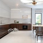 Siêu phẩm căn góc hẻm 6m ngay điện biên phủ, p3,q3 - sẵn 6 tầng (dt: 8x9m, 70m2) - chỉ 19,5 tỷ tl