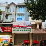 Bán nhà riêng tô vĩnh diện, thanh xuân. 7tầng thang máy, dt 45m2 lô góc. giá 18,5 tỷ. ô tô tránh