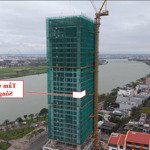 Bán căn hộ 2 phòng ngủgiá cực sốc - tầm view kép (sông & biển) - giá chỉ 4,8 tỷ