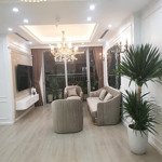 Bán căn hộ chung cư vinhomes gardenia,106 m2, 3 phòng ngủ 2 vệ sinh hướng đông nam, view bể bơi, liên hệ: 0966965875