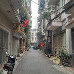 Bán nhà nguyễn văn cừ, long biên, 70m*6t, 9,6 tỉ. thang máy, gần ô tô.