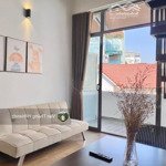 Cho thuê căn duplex ngay chân cầu sg, đầy đủ nội thất, mới tinh, gác cao, khu dân cư an ninh