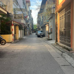 Siêu đẹp giá hợp lý nhà trần quốc hoàn phân lô ôtô tránh nhà dân xây 45m , 6t , mt 4m . giá 17 tỉ