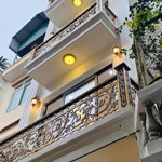 -nhà đẹp giá nét _ hàng hiếm _ trần quốc hoàn - cầu giáy_ xem là mê _ xách vali dọn về