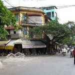 Cho thuê nhà mặt phố hàng đậu. dt: 70m2x4 tầng. mt: 6.5m. thông sàn