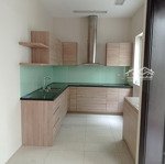 Cho thuê biệt thự 5 phòng ngủ 4 vệ sinhtại mailand hanoi city, 18 triệu, 129m2, trống sẵn, vào ở được ngay.