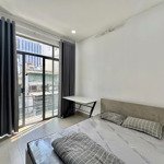 Căn hộ 1 phòng ngủ balcony - full nội thất, siêu thoáng - khu vực trung tâm - giáp quận 1, quận 10