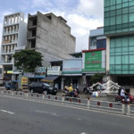 Bán nhà ngay ngã tư thủ đức. dt:5m*20m. giá chỉ 19 tỷ tl
