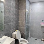 Cho thuê căn 68m2, 2pn, 2wc ban công căn góc 2 view giá 10 triệu có nội thất quận 12