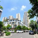 Cho thuê nhà phố hà đô centrosa, phường 12, quận 10 - kinh doanh tự do