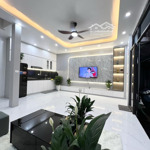 Nhà kính koong khâm thiên full nội thất chỉ việc xách vali vào ở. lh 0912002552