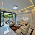Bán nhà riêng 50m2, 12,8 tỷ phố bồ đề long biên, gara ô tô, thang máy ngõ thông kinh doanh