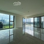 Căn hộ 4 phòng ngủ 3 vệ sinh180m2, view quận 1, và các toà nhà biểu tượng tphcm, giá bán 55 tỷ.