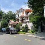 Bán gấp khuôn đất lớn 600m2 trục trần não quận 2 khu vực xây 5 tầng chỉ 68tỷ tiện mua ở và đầu tư