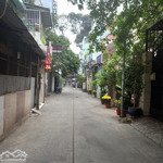 Bán nhà hxh đường trần bình trọng. giá 18 tỷ 800. p3. q5. tp hcm
