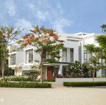 Cần bán biệt thự tại lucasta villa, căn 166m2, 175m2, 200m2, 230m2, 430m2, 800m2. liên hệ: 0909121556